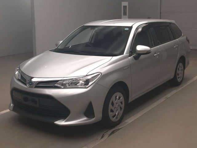 50022 Toyota Corolla fielder NKE165G 2018 г. (TAA Kantou)